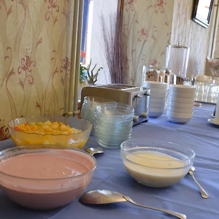 & Le Cervin Penzion *